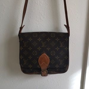 Louis Vuitton Messenger Bag
